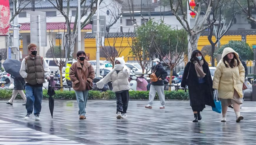 911接线员有多少黑科技,2025澳门管家婆资料正板大,最新热门解答落实_高级版V7.26
