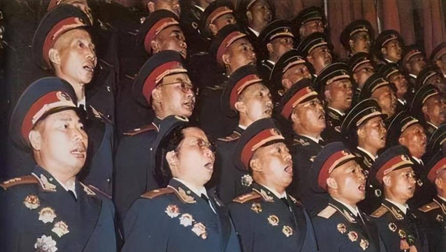 澳门管家婆2025开奖结果,4千多买99新华为手机电池外屏都换过,经典解释落实_游戏版V15.37